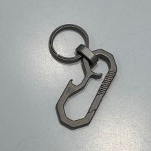 Тытанавы брелка - геаметрычны мінімалізм, штодзённы істотны