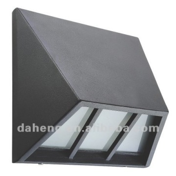 New Triangle Stainless steel Wall Light AL-360319