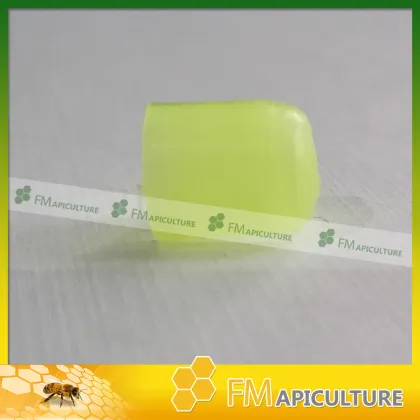 beekeeping tools plastic honey cup ; bee queen cell; queen cup