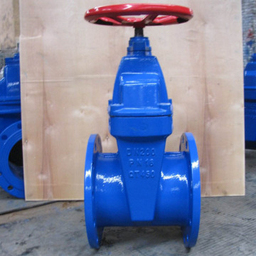 Magnetic locking gate valve