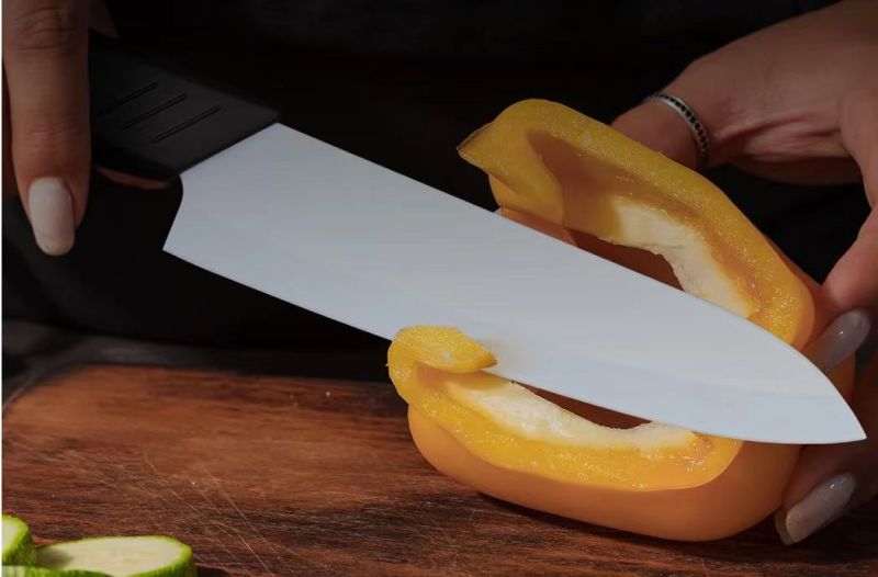 Sharp and Lightweight Ceramic Knife Set