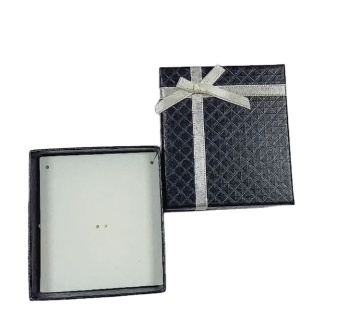 Custom Exquisite Gift Box with Unique Surface Pattern and Clamshell Design: High-Quality Choice for Special Occasions