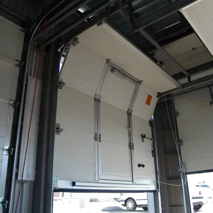 sectional overhead doors dock leveler