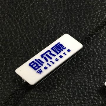 Prachtige hangtag met sring voor verschillende merchandise