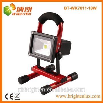 공장 공급 충전 RECHARGEABHE 10W LED 홍수 램프 조명 12V DC 충전기