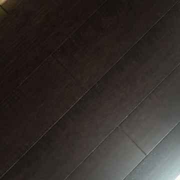 Lantai bambu padat yang dilapisi uved uved