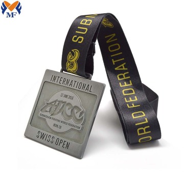 Medalha de corrida de luta de metal personalizada