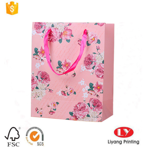 Exquisite Paper Gift bag with Ribbon Handle