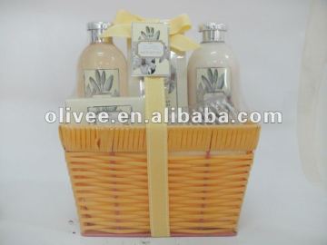 Anniversary Bath Gift Set