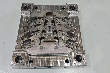Precision B-Plate Mould