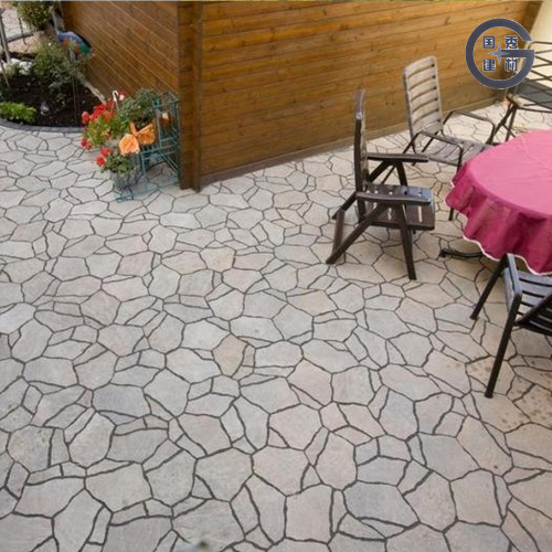 Стильная бежевая плитка под камень для зон отдыха