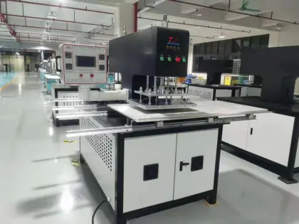 Clothing Silicone Printing Canvas Label Machine