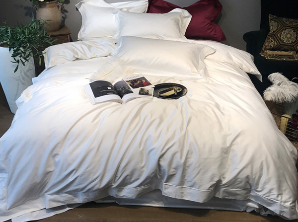 100% Cotton Warm Bed Linen Duvet Cover Set to Enhance Your Sleep