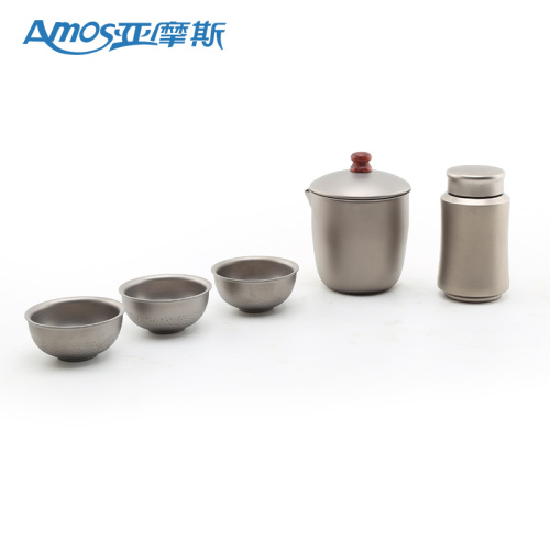 Чысты тытанавы вытворца гарбаты