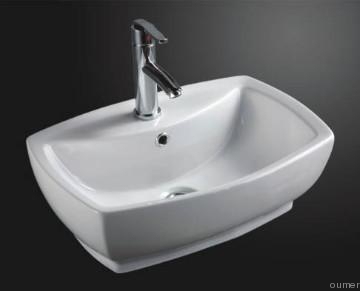 Cabinte Basin