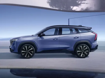 Geely Starray: Leading in High-Speed Hybrid and Electric Vehicle Technology