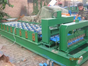 Tile type prepainted roof wall manufacturing machines