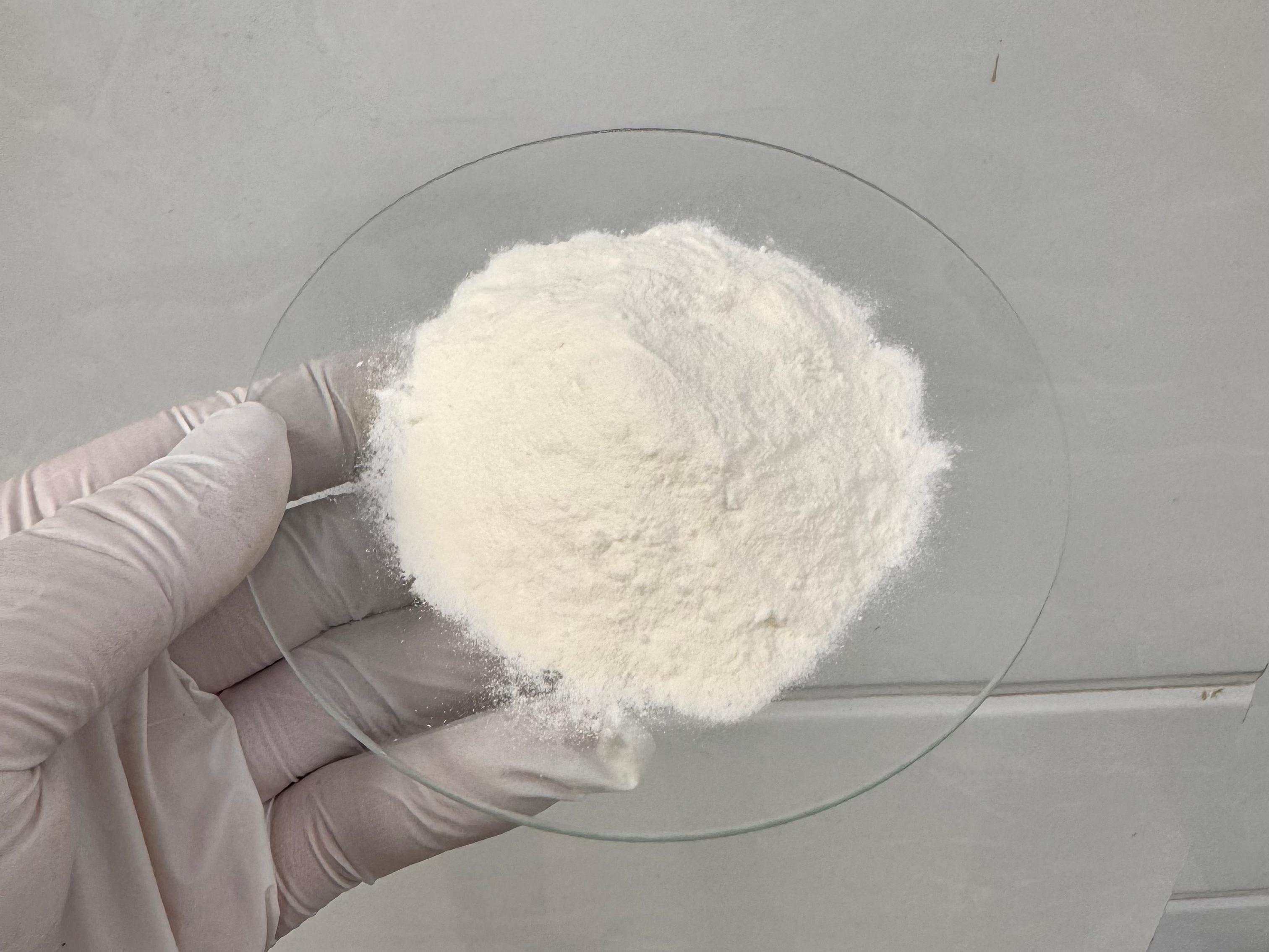 Hochreines PAC-Papierleimungsmittel mit festem Flockungsmittel