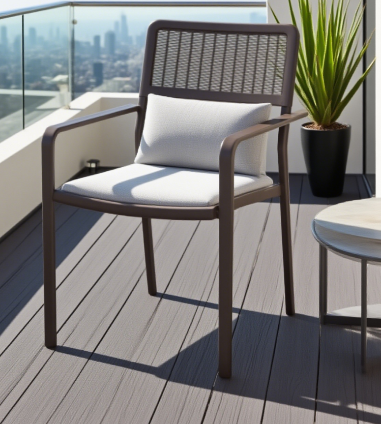 Outdoor woven armchair