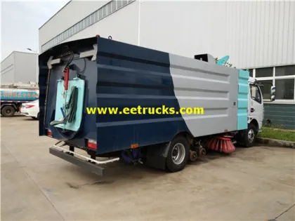 Dongfeng 5000L Road Sweeper Trucks