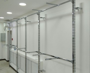 Grosir logam chrome slotted channel display handrail
