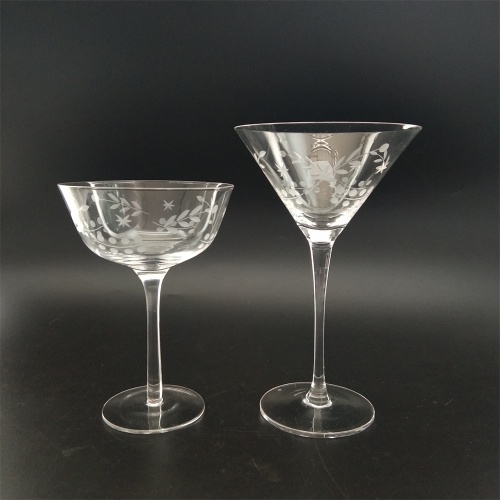 Verre à cocktail en verre de cristal gravé à la main