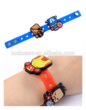 Wholesale price trendy jewelry supplies Captain America series silicone bracelet cool men's silicone wristbands bangles