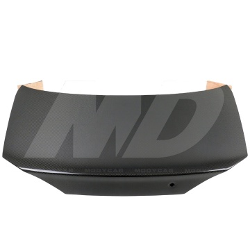 Trunk en fibre de carbone de style OEM pour 1999-2002 Nissan Silvia S15