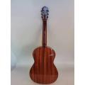 Chitarra classica in legno massiccio fatto a mano