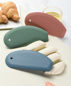 YIGO Pastry Cutter Bread Scraper Bowl Pan Scraper Tool for Baking