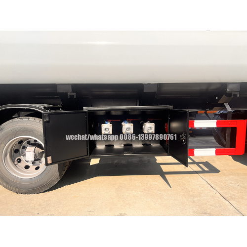 3 Axles Customized 16,000 liters Diesel/Gasoline Fuel Tank Transport Trailer