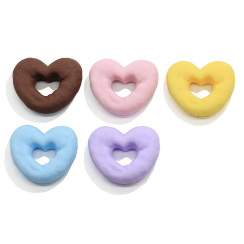 Fournir coloré creux coeur gâteau résine breloques Simulation Biscuit Flatback artisanat perle Kawaii Miniature ornement maison de poupée jouets