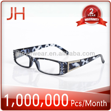 Stylish reading glasses fashion 2014