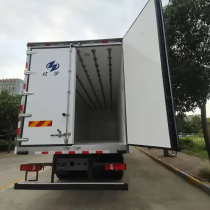 Thermo King Refrigerated Truck for High-Quality Fresh Pork and Beef