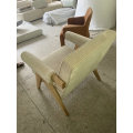 HommageàPierreJeanneretによるCapitol Complex Armchair