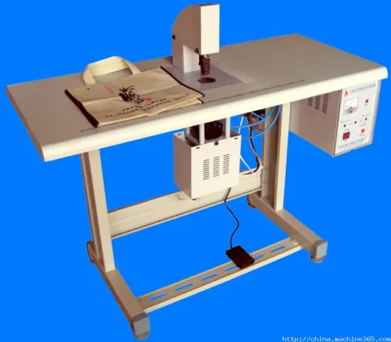 Ultrasonic spot welding machine for bag handle