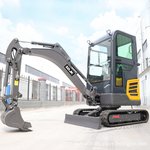 Free Shipping! Kubota Engine Small Mini Excavators - Multifunctional Hydraulic Crawler Diggers, 2 Tons, Used, Cheap