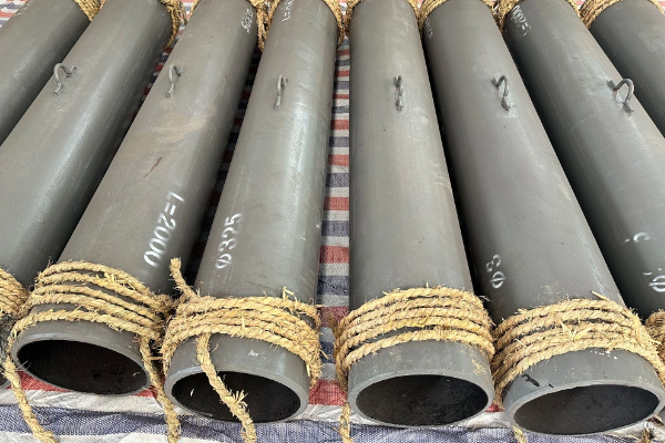 Self-propagating Wear Resistant Pipe