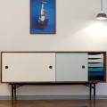 Finn Juhl sideboard ruang makan kabinet