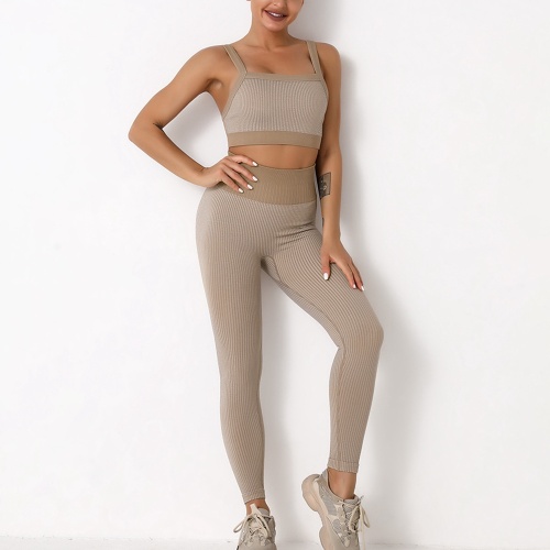 conjunto de pantalones de yoga y sujetador deportivo