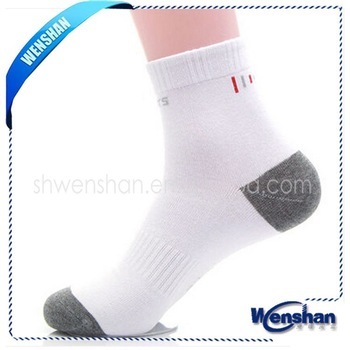 Wenshan custom white sport socks