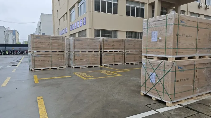 High-Performance Jinko 500W Solar Panel for Industrial Applications