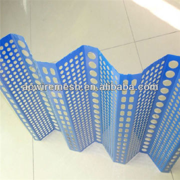 Windbreak and dust suppression net