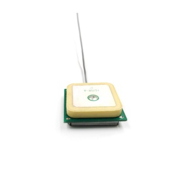 Unusual Tracker Micro GPS Tracking Chip Active Antenna