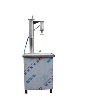 Máquina de tapa de la tapa de la botella de aceite comestible semiautomática / tapa de la corona