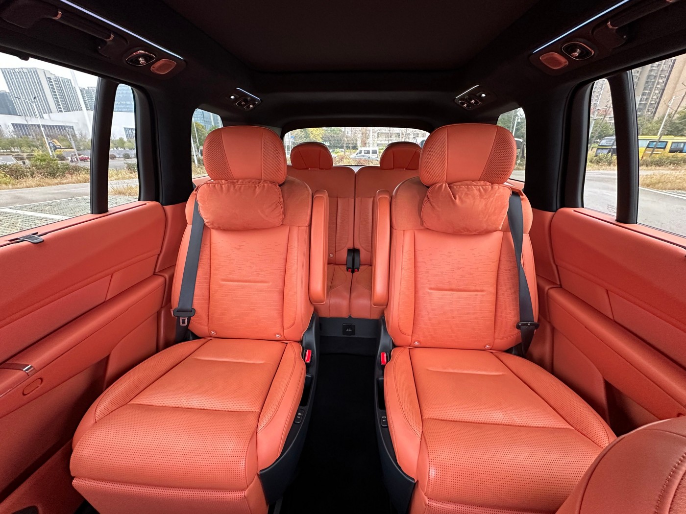 Lynk & Co 900 2025 2.0T Ultra Six-Seater