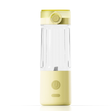 Shakes and Smoothies: A Compact Personal Blender for On-the-Go Blending Needs