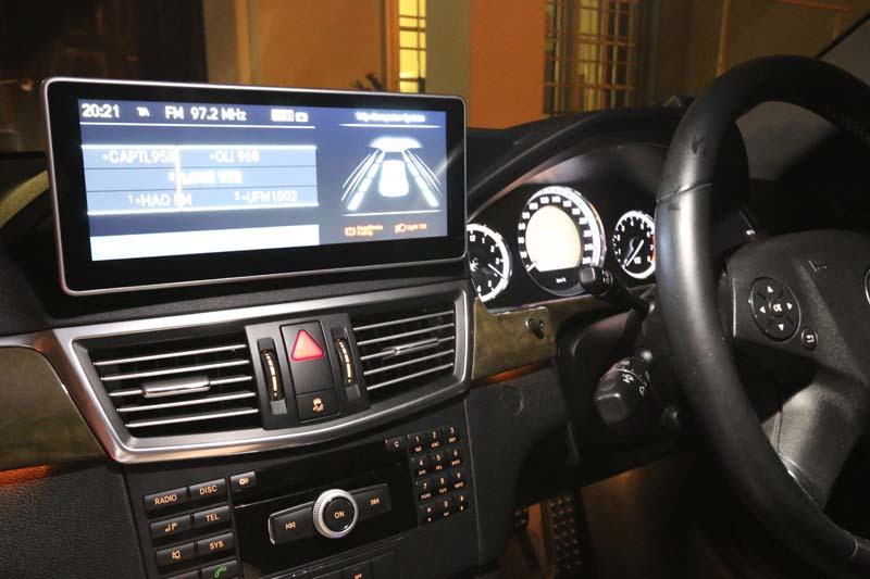 RHD mercedes