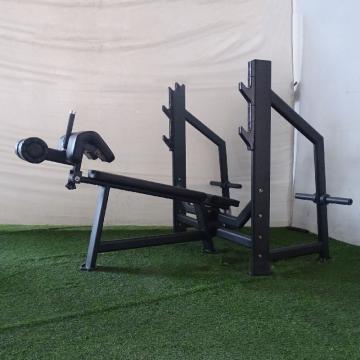 Phòng tập thể dục thương mại Thiết bị tập thể dục Olympic Down Ramp Bench