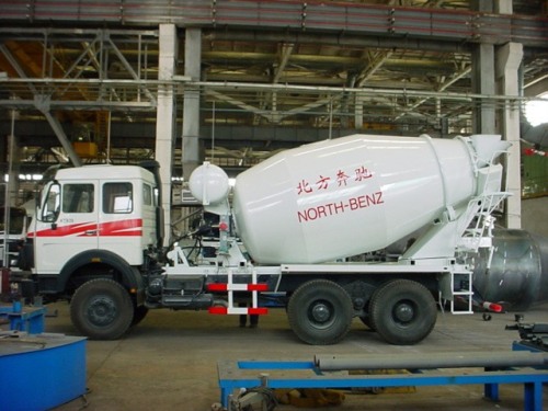 BEIBEN 2638 Truk Pengaduk Beton